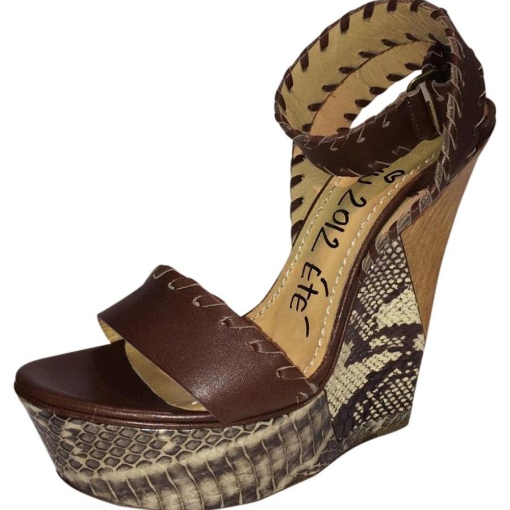 Lanvin Python Leather Platform Wedge Sandal New 37 - image 2